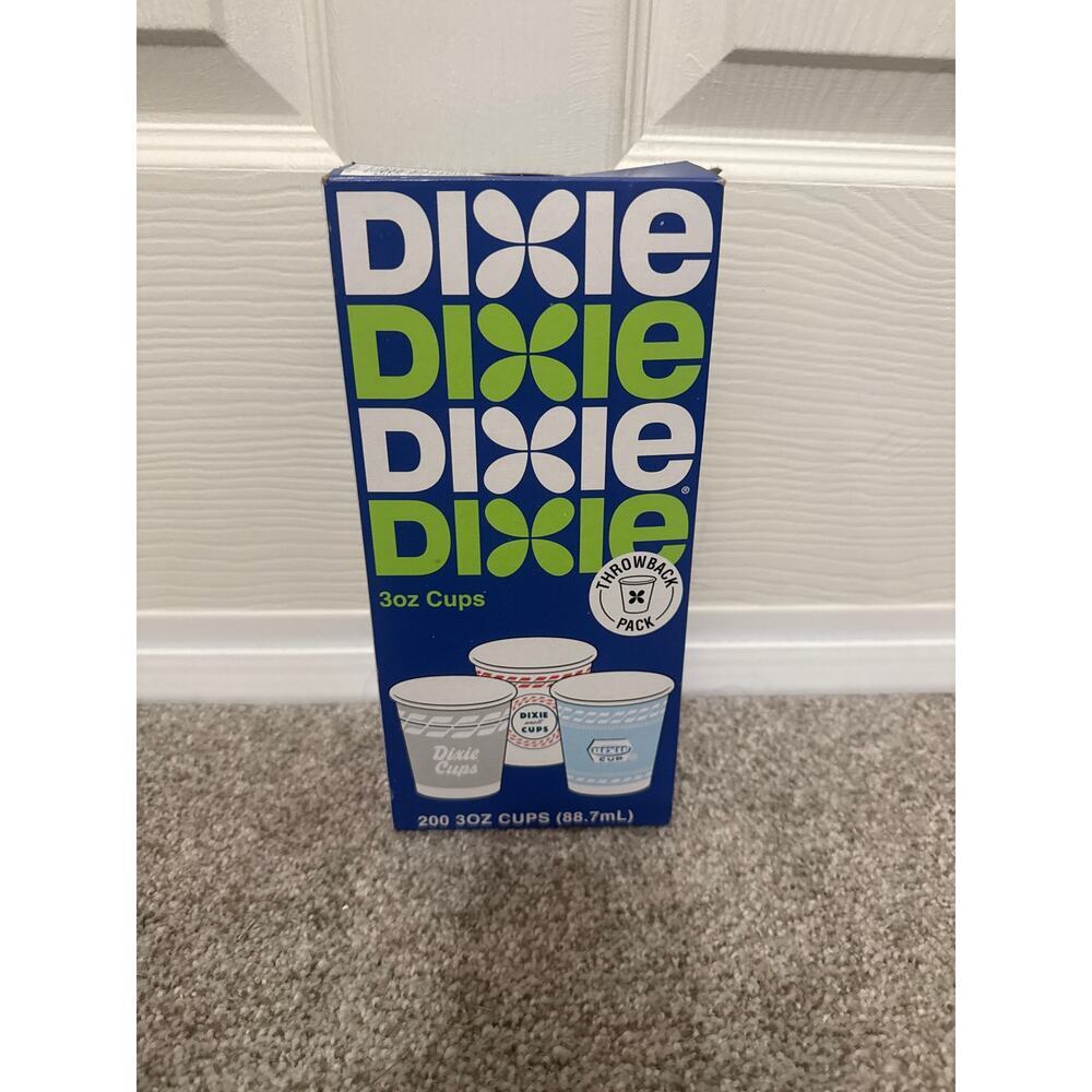 Dixie 3oz Throwback Paper Cups 158 Count Vintage Design Open Box